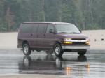 Chevrolet Express 2002 года